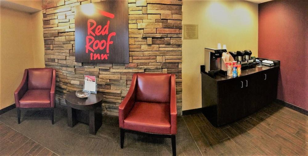 Red Roof Inn Akron Bagian luar foto